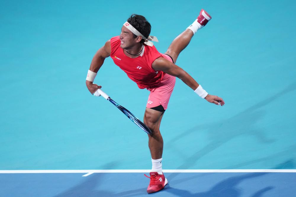 赛瞬间推向 赛瞬间推向